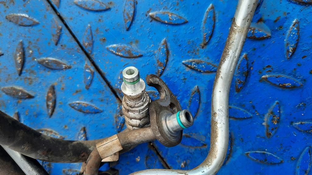 фото №4, Шланг усилителя 31280631 volvo s60 v70 ii lift