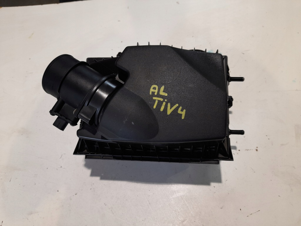 фото №1, Корпус фильтра воздуха master iii 8200751534