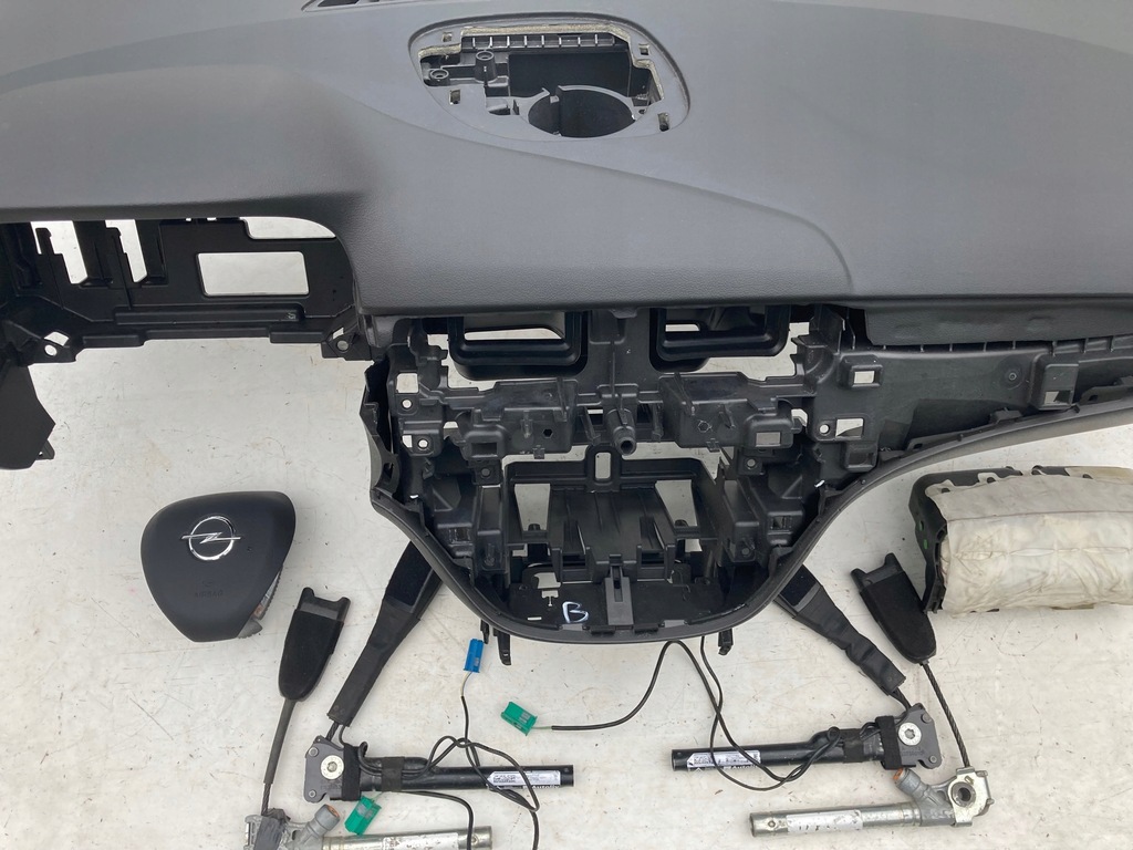 фото №6, Opel corsa e приборная панель приборная панель консоль подушки безопасности ремни