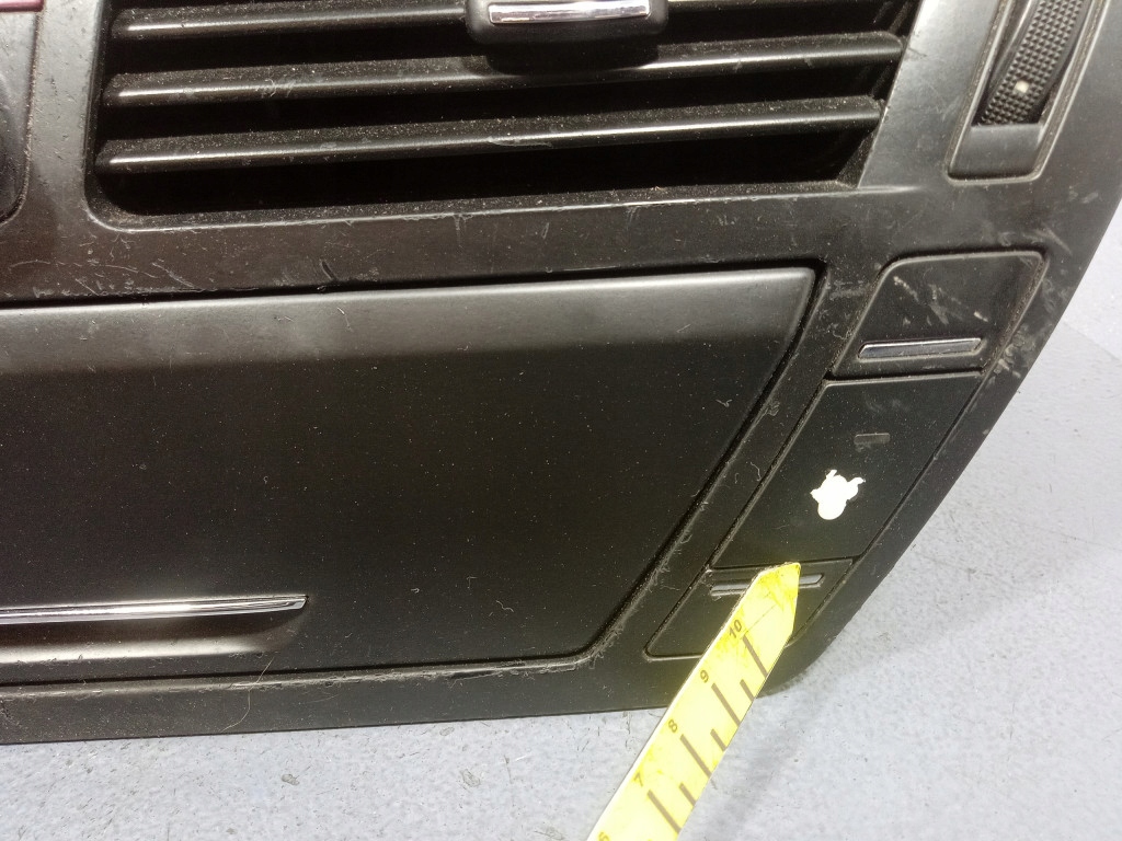 фото №11, Citroen c4 grand picasso i решётка обдув рамка радио 96821139zd