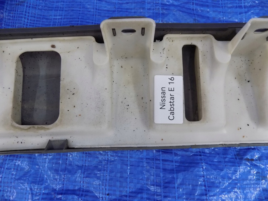 фото №5, Молдинг крыла правый перед cabstar e 98-06r 3,0td