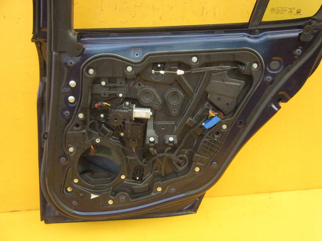 фото №10, Alfa romeo giulia дверь правое задняя полный