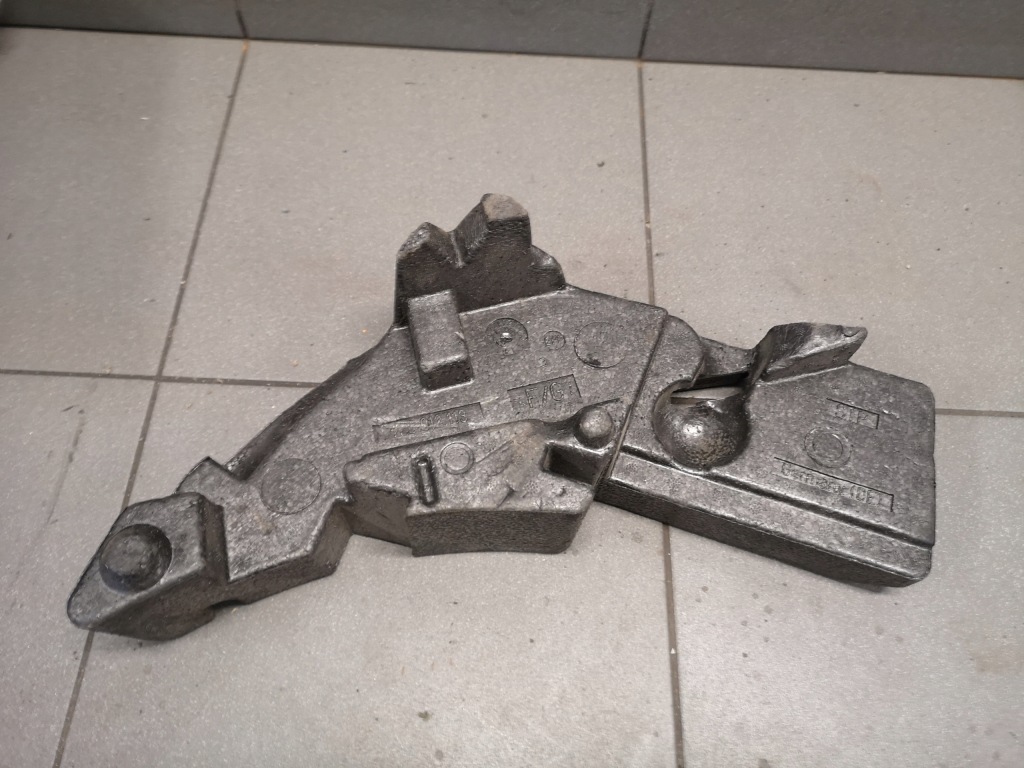 фото №9, Вкладиш інструментальний vw touareg 7l0012113