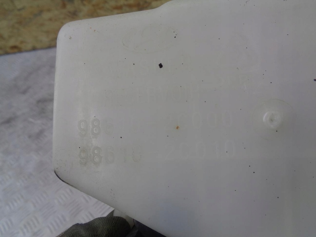 фото №6, Бачок омивача hyundai coupe 2 ii tiburon 01- 986102c000