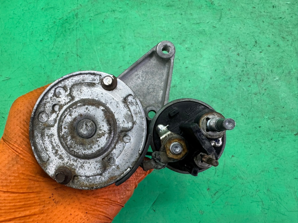 Стартер двигуна valeo 233001007x renault megane 3 3 1.4 tce 08- Київ