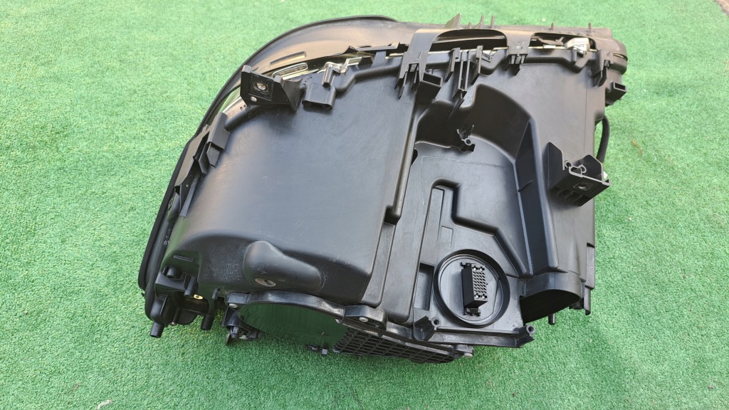 фото №5, Bmw 7 vii f01 lift full led лампа передняя