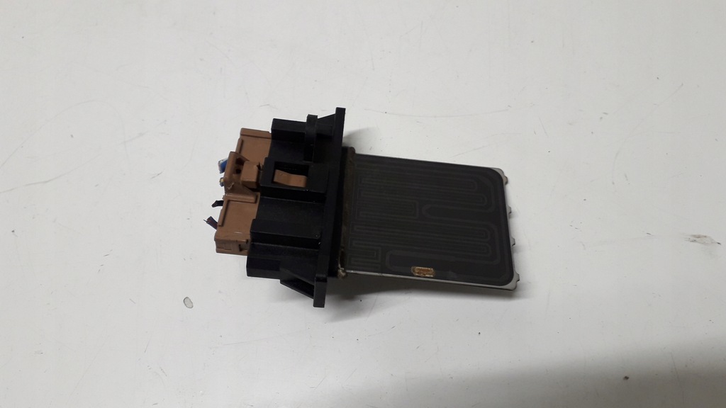 фото №1, Nissan altima l31 02-06 резистор резистор вентилятор