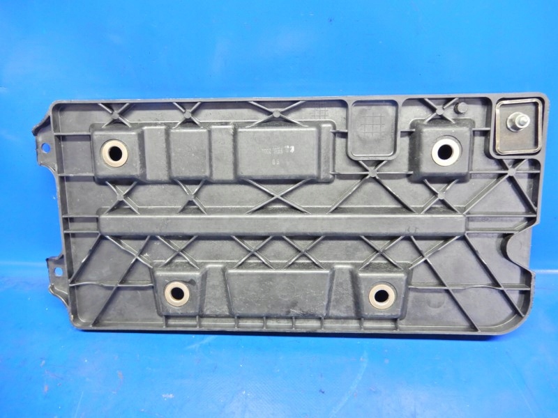 фото №1, Основание аккумулятор правая vw phaeton