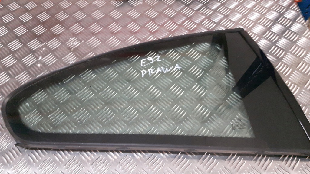 Купить Правая стекло задний  bmw e92 вставка кузов