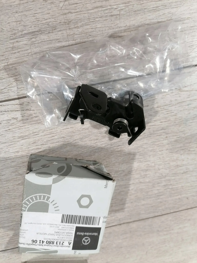 фото №10, Замок капот перед w pas mercedes e w213 cls w257 gt w290 оригинальный номер a2138804106