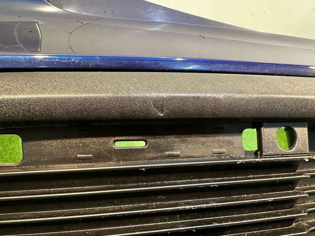 фото №8, Porsche taycan 9j0 9j1 бампер задняя задний 9j0807421e