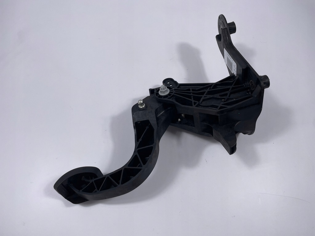 фото №1, 9824262180 педаль сцепления peugeot 2008 ii