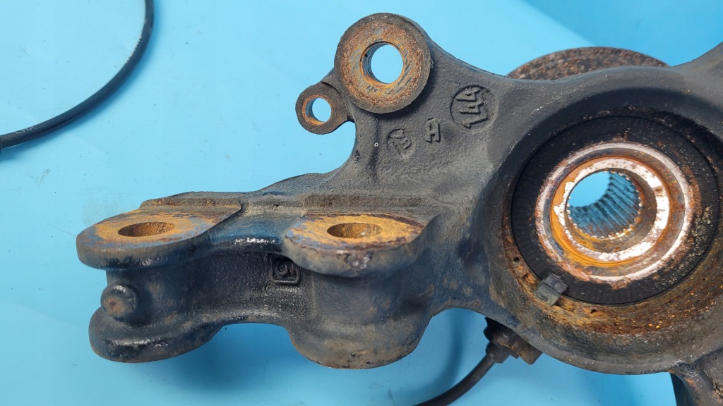 Fiat scudo 3 expert 3 2.0 cdti 22r поворотный кулак левый перед Цена