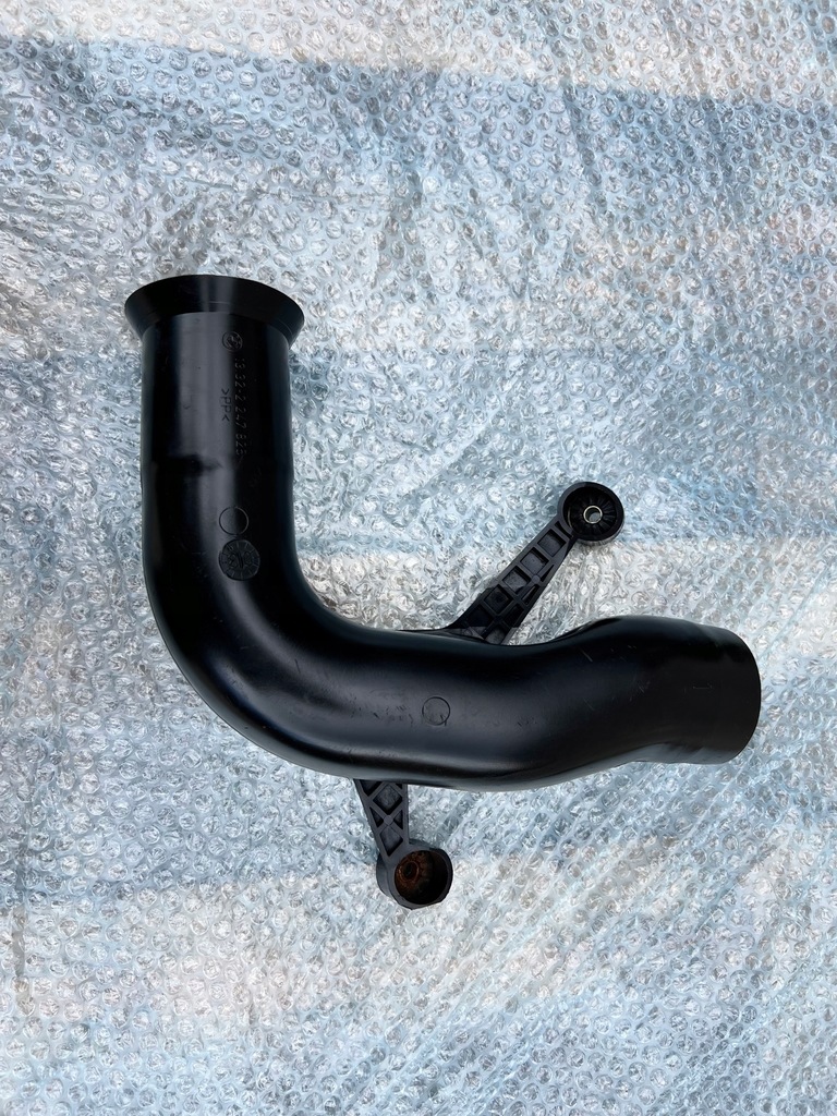 фото №1, Bmw e39 труба воздухозаборник воздуха lift дизель 2247825