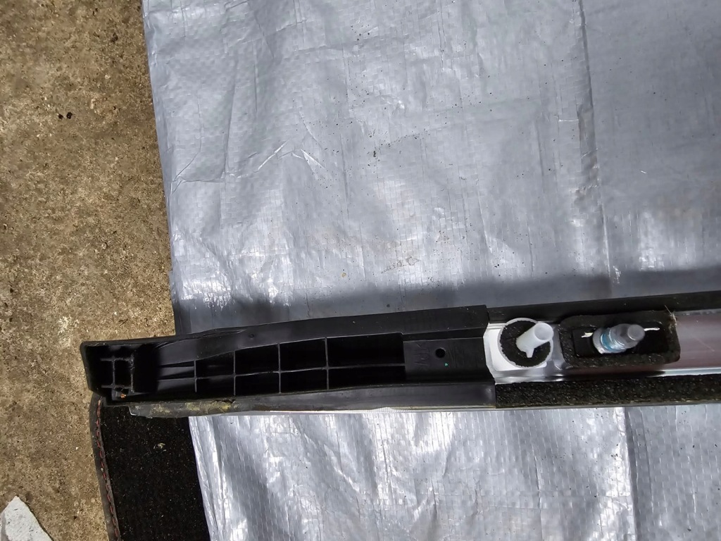 Рейлінги дахові toyota corolla e21 універсал 19- Доставка