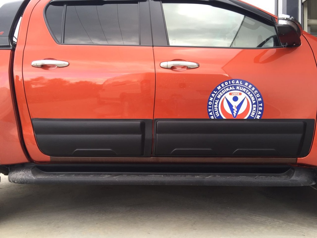 фото №7, Накладки na двері накладки toyota hilux 2015-