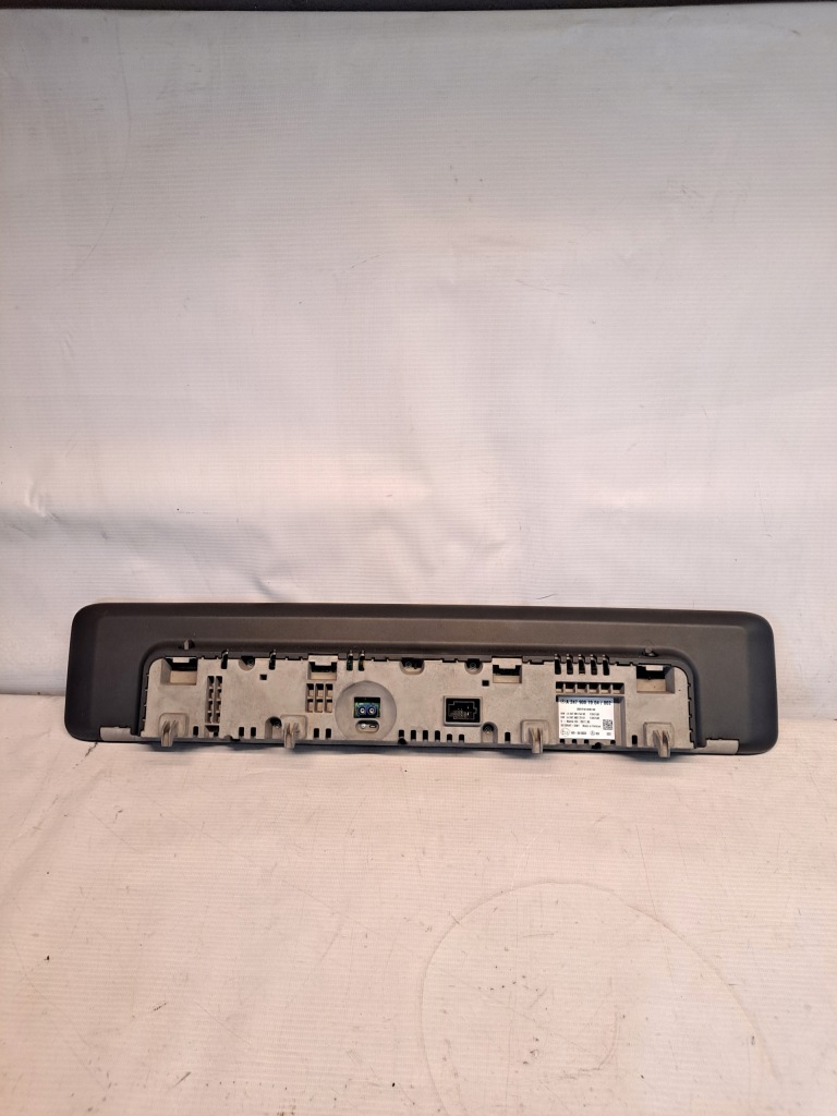 Счетчик экран дисплей приборы mercedes a klasa w177 a2479007004 Недорого