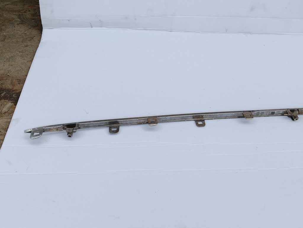 Молдинг хром бампера задня 850700129r renault clio v в Україні