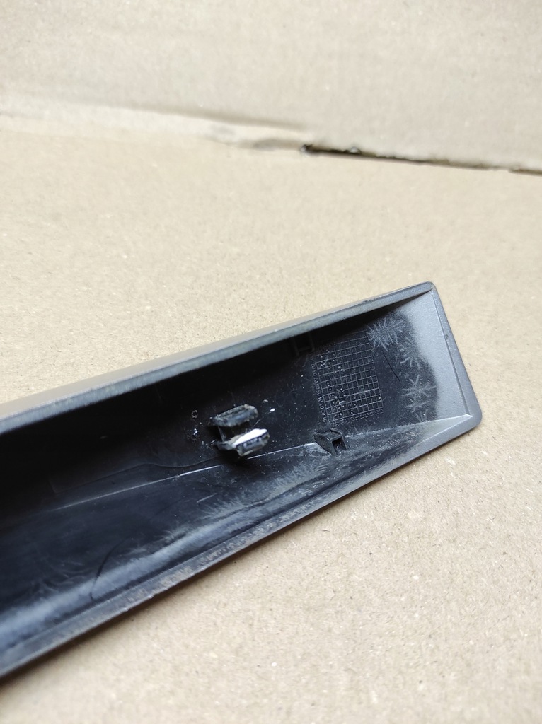 фото №11, Заглушка накладка рейлінг права задня renault laguna iii kombi