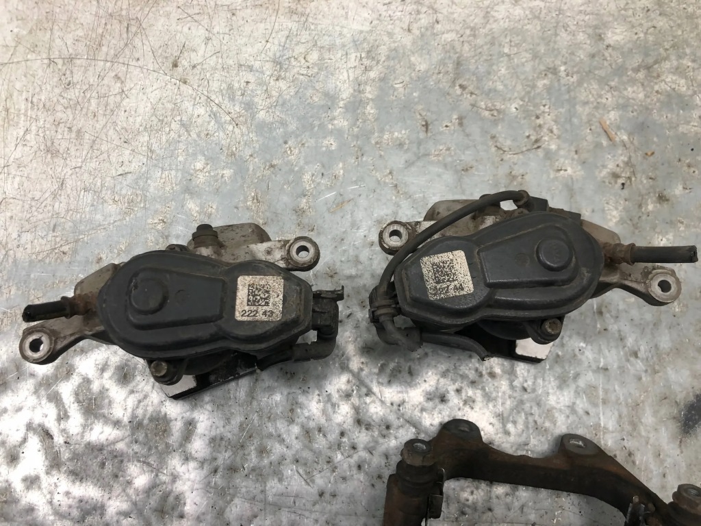 фото №8, Суппорты тормозные задняя mercedes s-klasa w222 amg