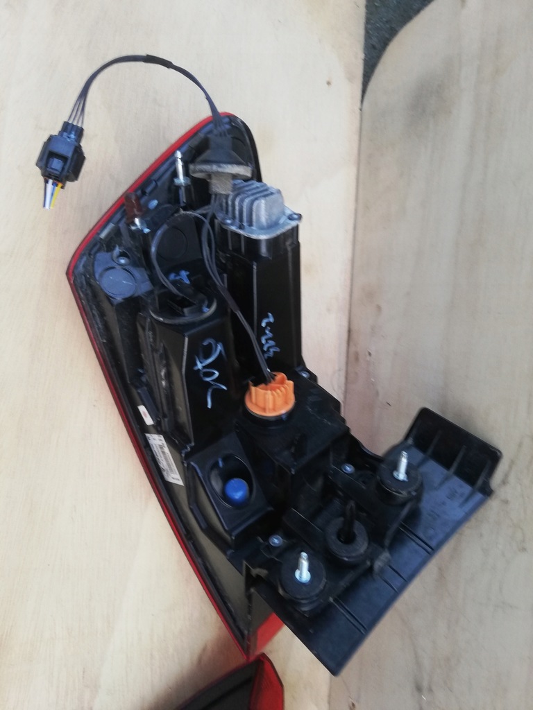 фото №8, Лампа задняя левая правая renault koleos ii led