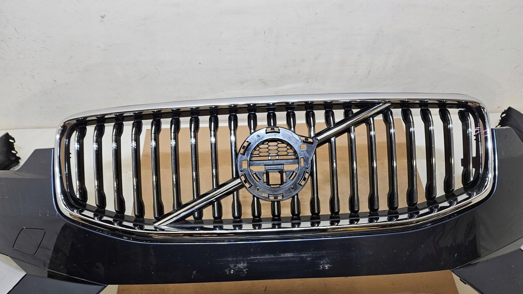 фото №7, Бампер перед передній решітка радіатора volvo xc60 ii 31425160