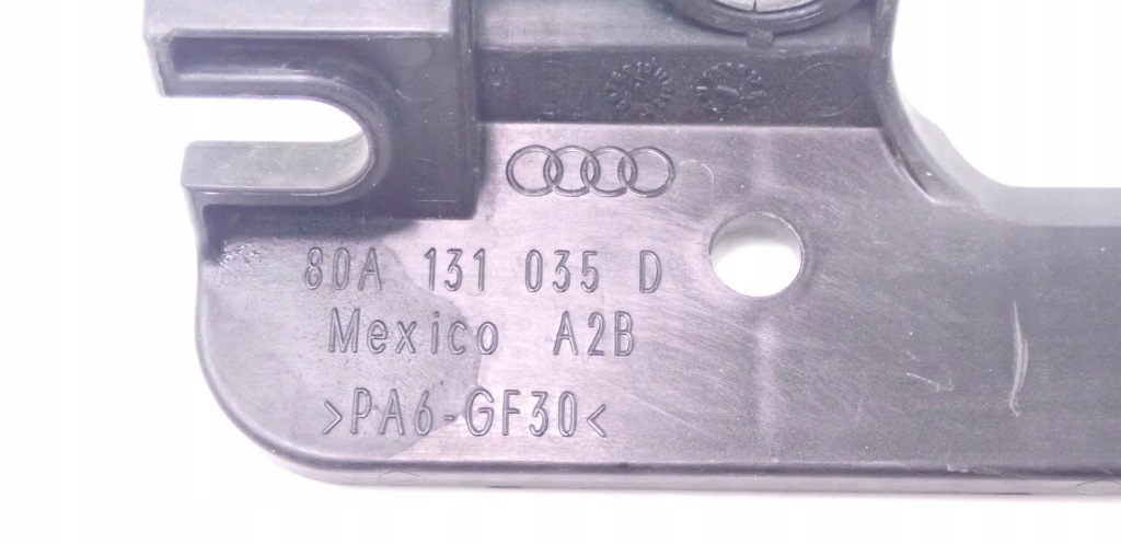 80a131035d кронштейн трубка adblue audi q5 80a Ціна