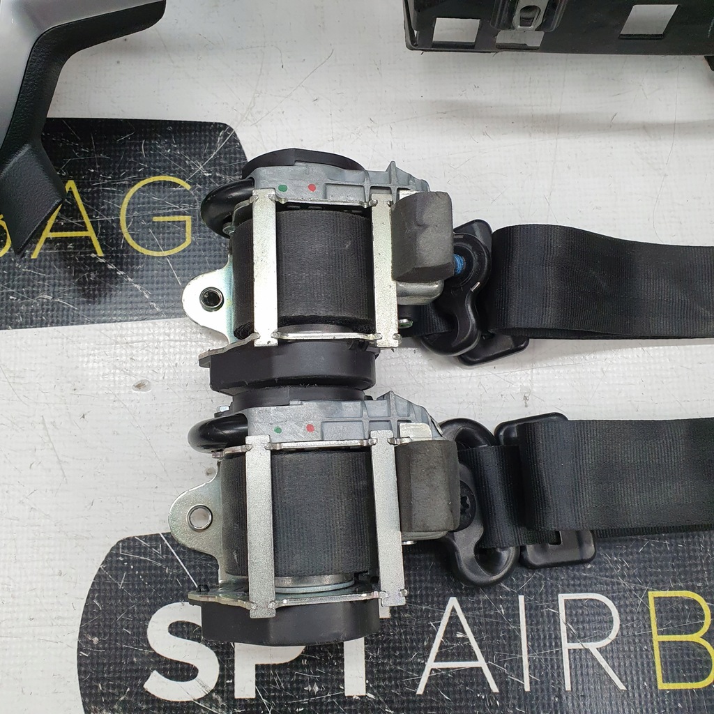 фото №6, Focus mk3 iii 3 приборная панель консоль подушки безопасности ремни подушка безопасности