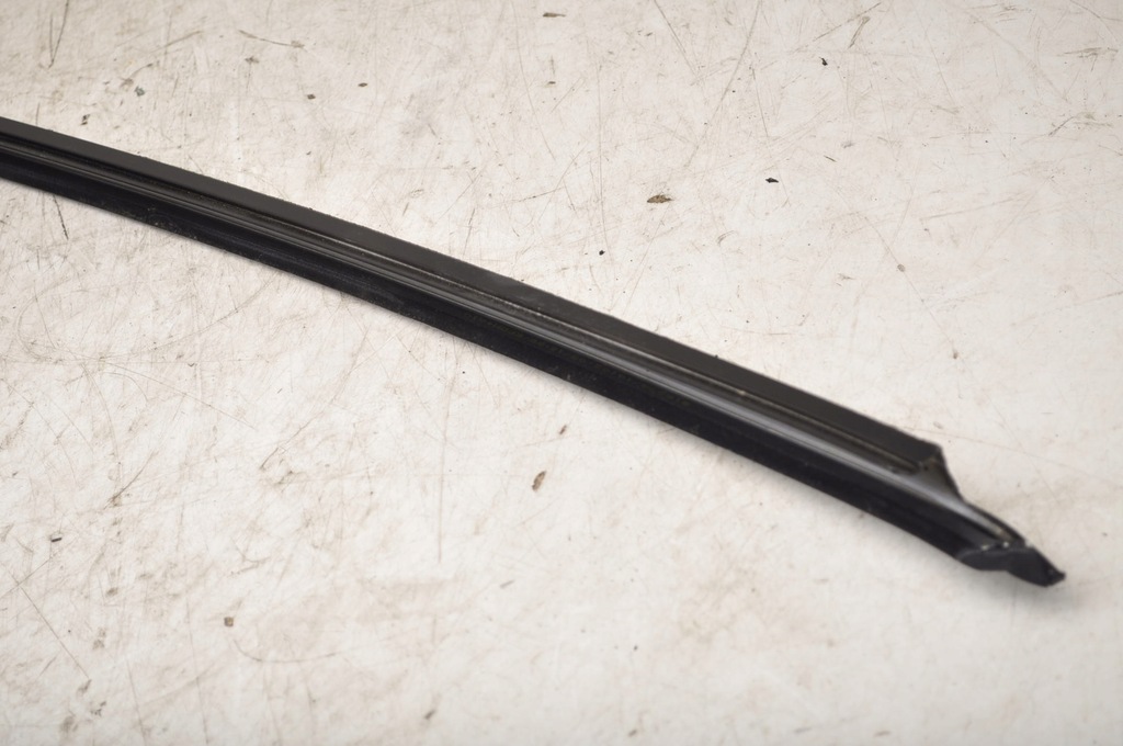 фото №9, Aston martin vanquish i vantage молдинг дверь левая перед передняя