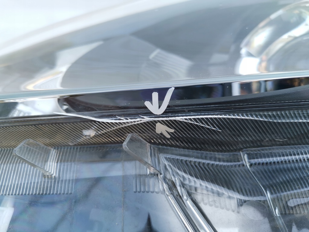 фото №10, Лампа лівий перед mazda 2 toyota yaris iv 20-