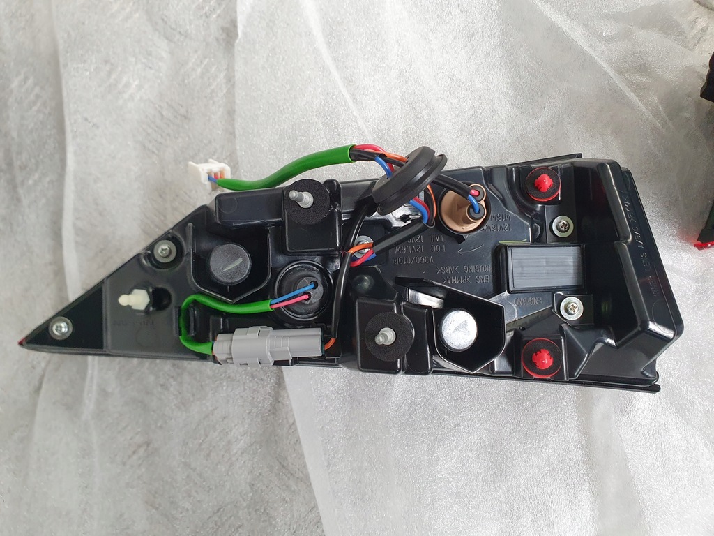 фото №11, Qashqai j12 22-24 лампа задня задня права ліва комплект лампи задні