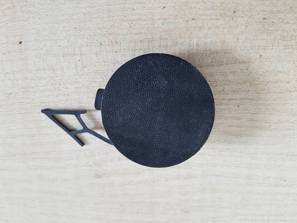 фото №1, Vw t-roc заглушка фаркоп бампера задня 2ga807441