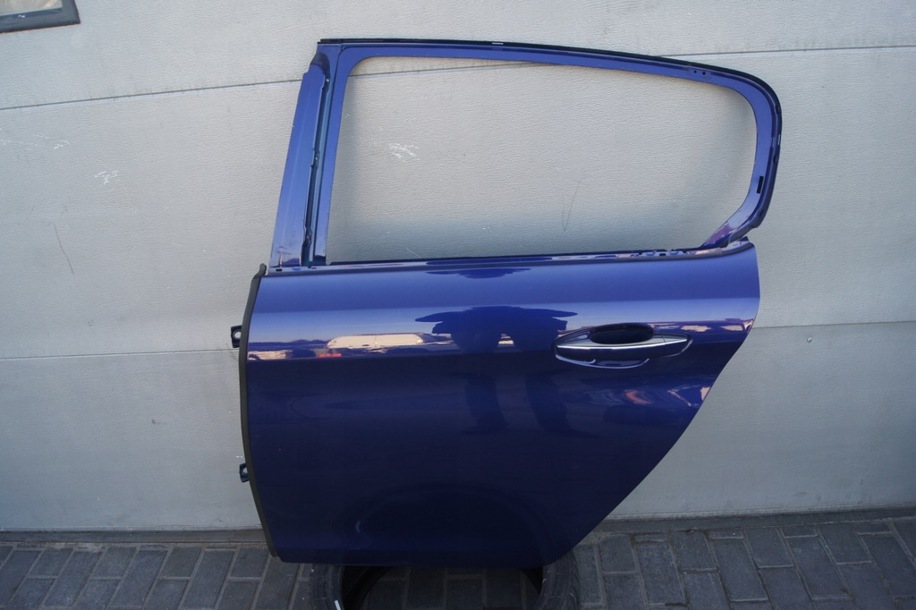 фото №1, Двері лівий задня peugeot 308 t9 hb