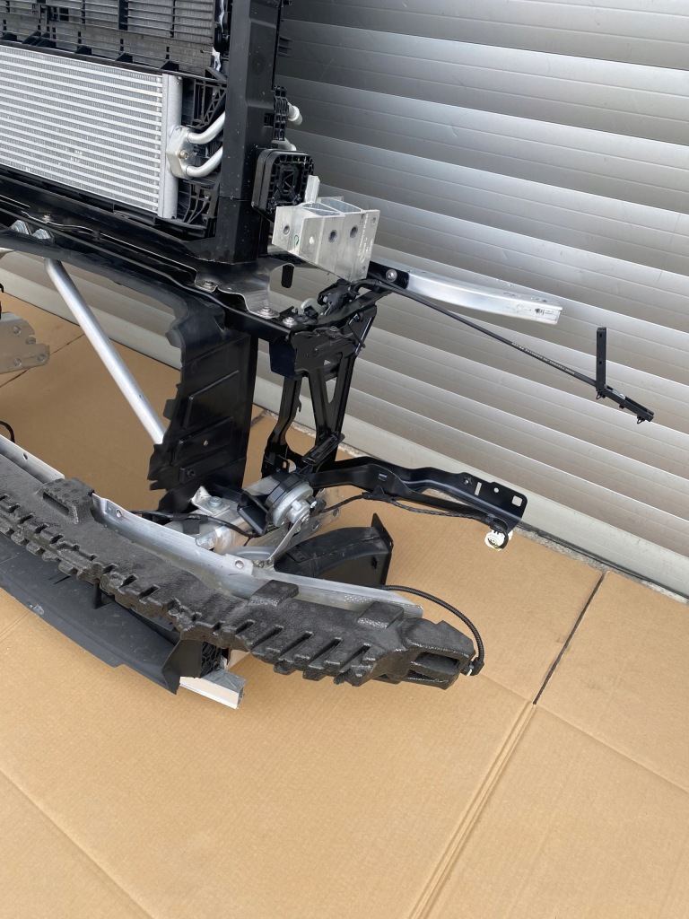 фото №9, Bmw x3 x4 g01 g02 lift pas передний усилитель балка радиатор 2.0i ideał