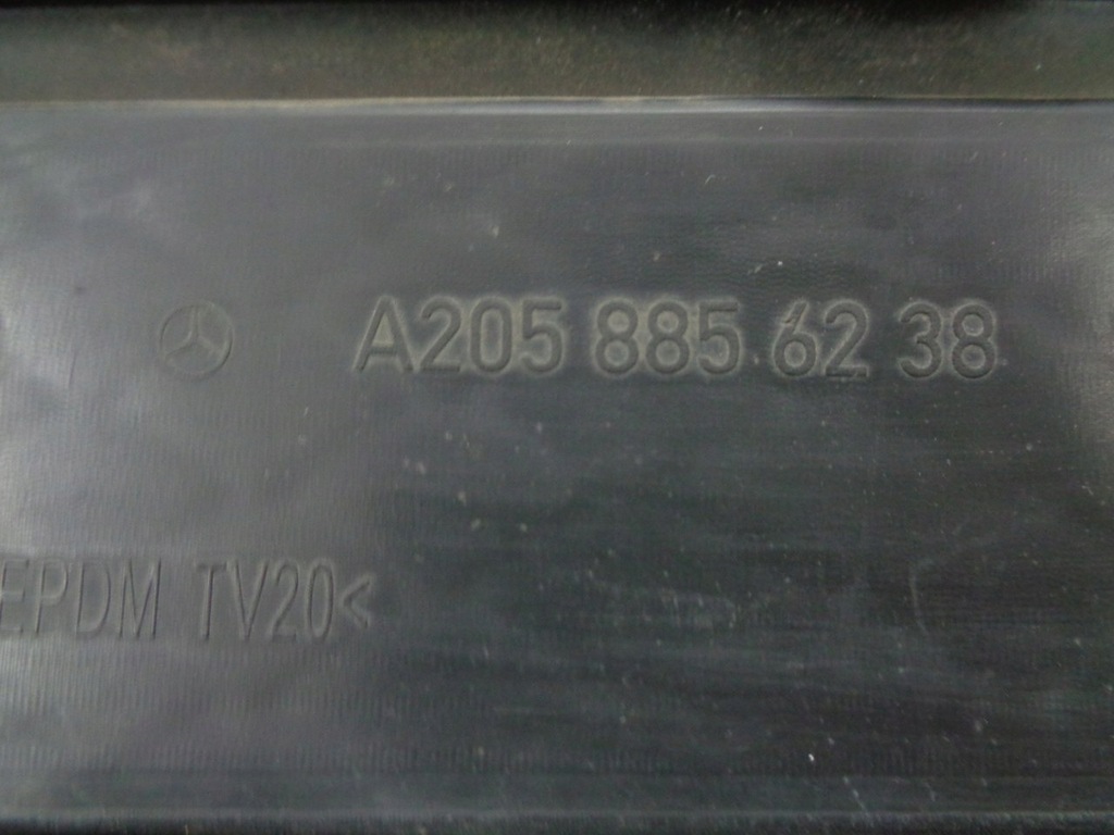 фото №8, Mercedes c-klasa w205 amg спойлер бампер задняя