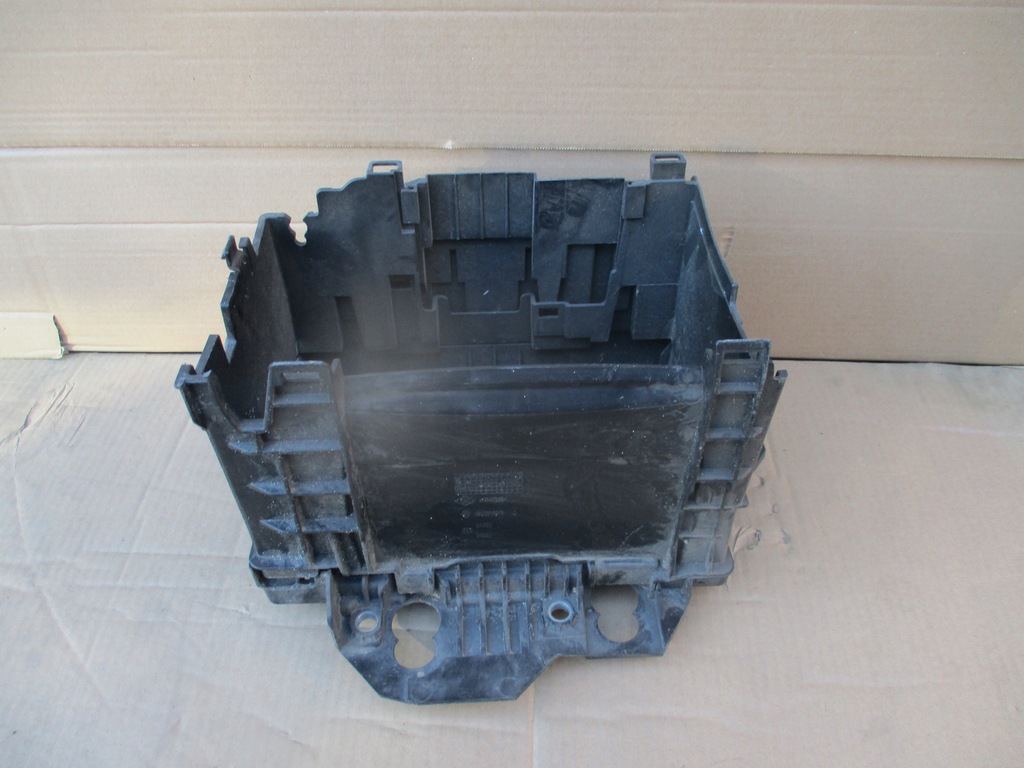 фото №3, Корпус основа акумулятор renault megane scenic iii 3
