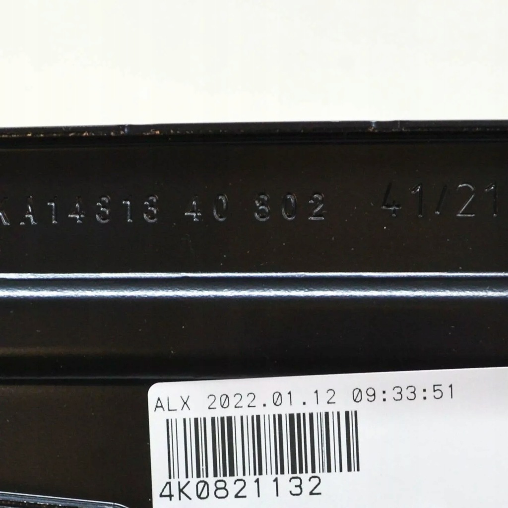 фото №14, Audi a6 c8 кронштейн крила передній правого 4k0821132