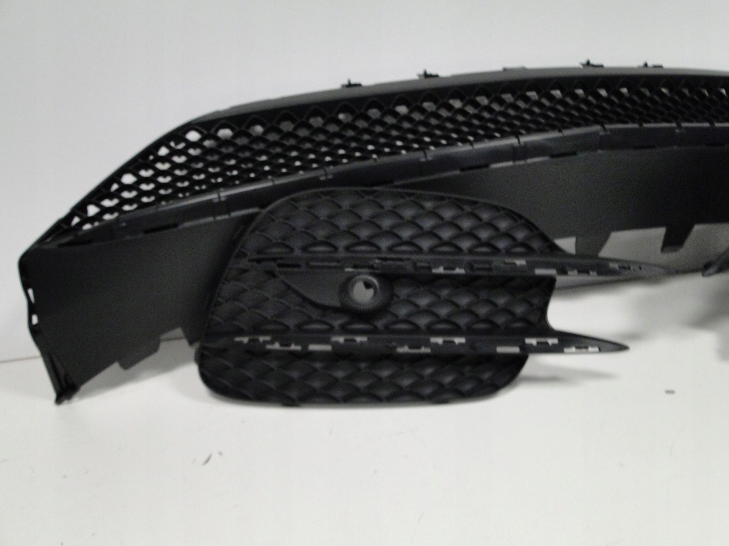 Mercedes v klasa w447 447 решітка права w бампер передній amg Київ