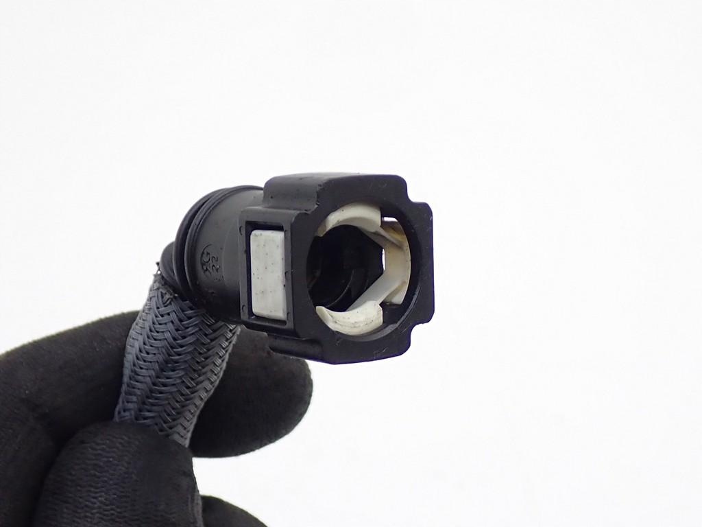 Патрубок шланг трубка пального датчик nv300 talento renault trafic iii 2.0d 20r Оригінал