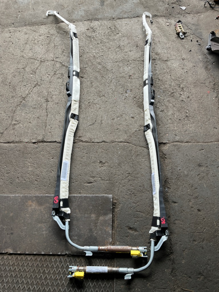 Купити 69 vw golf v hb шторка безпеки права