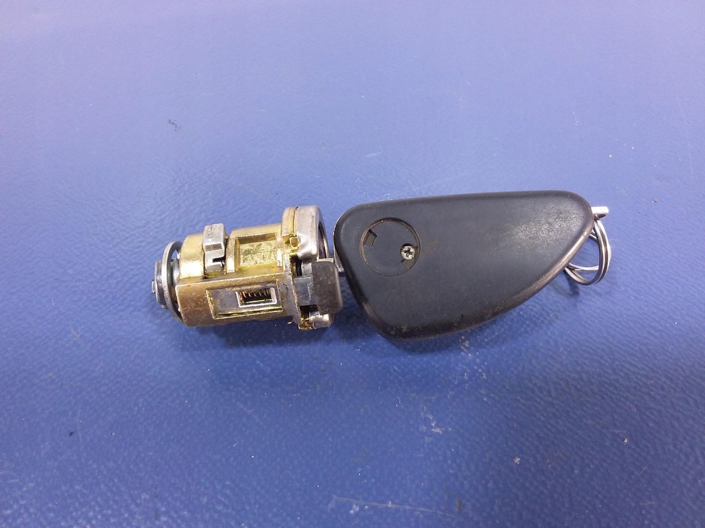 фото №3, Alfa romeo 156 вкладыш замка зажигания ключ