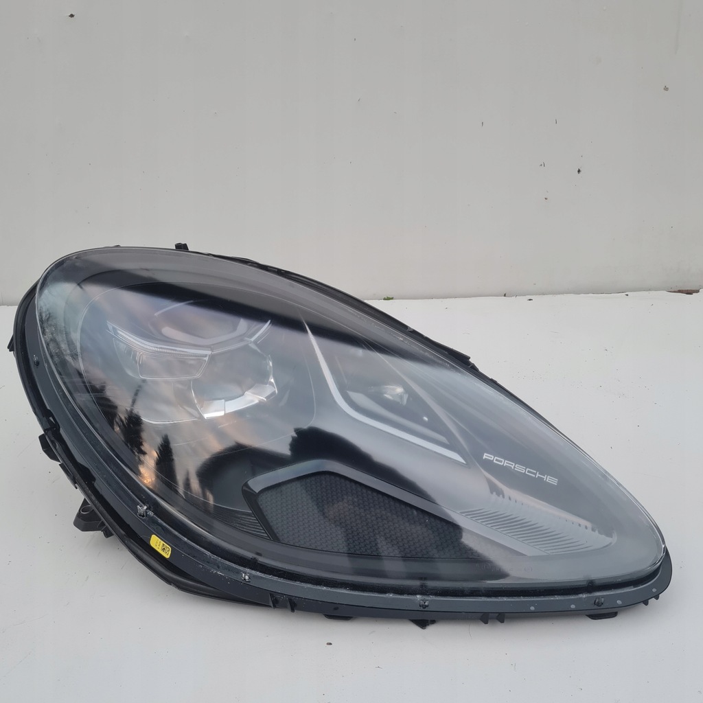 фото №1, Porsche macan 95b lift gts лампа full led правый перед