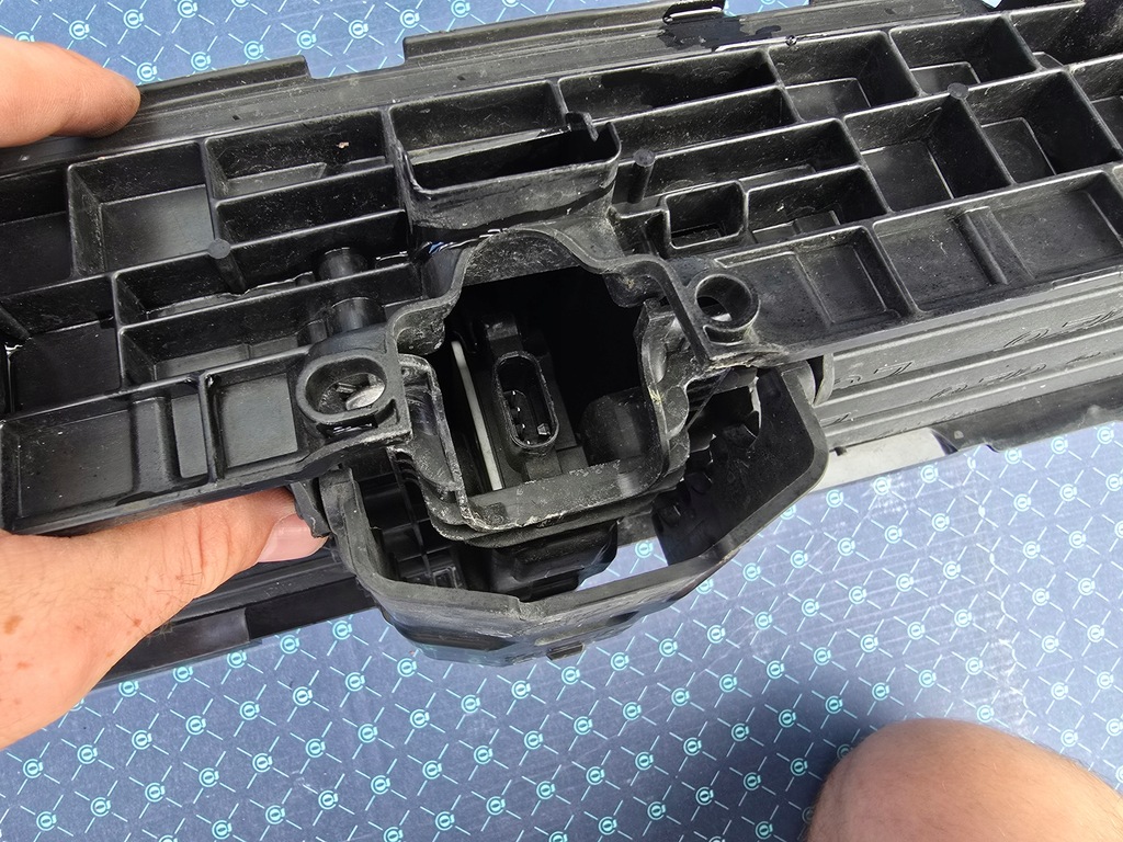 фото №7, Шторка жалюзи нижняя усилитель воздуховод воздуха pas bmw 4 g26 5a1e918