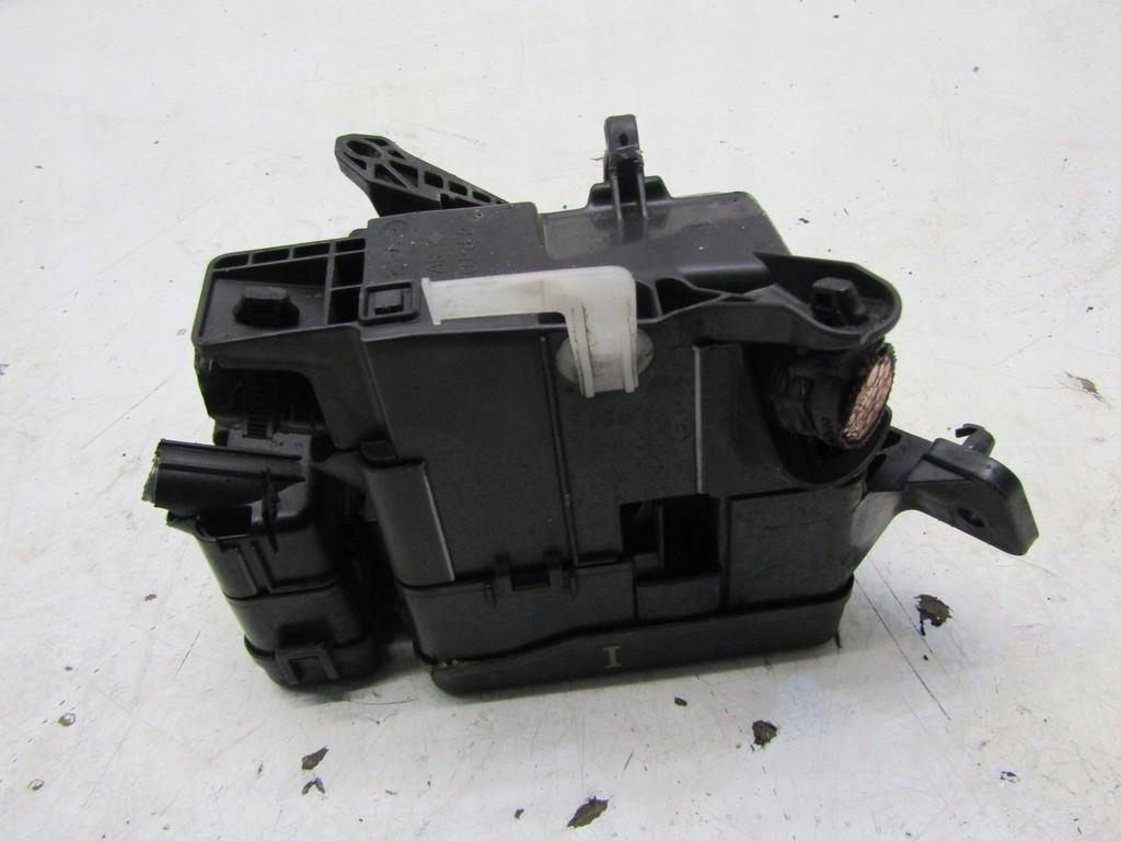Купить Коробка предохранителей 1.0 boosterjet swift vi mk8