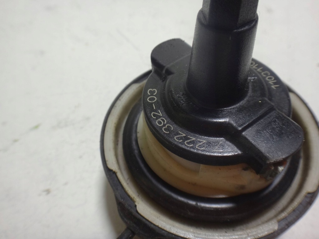 Крышка топлива do bmw e60 g30 f01 e84 mini r56 r55 r60 b47 n47 7222392 Оригинал