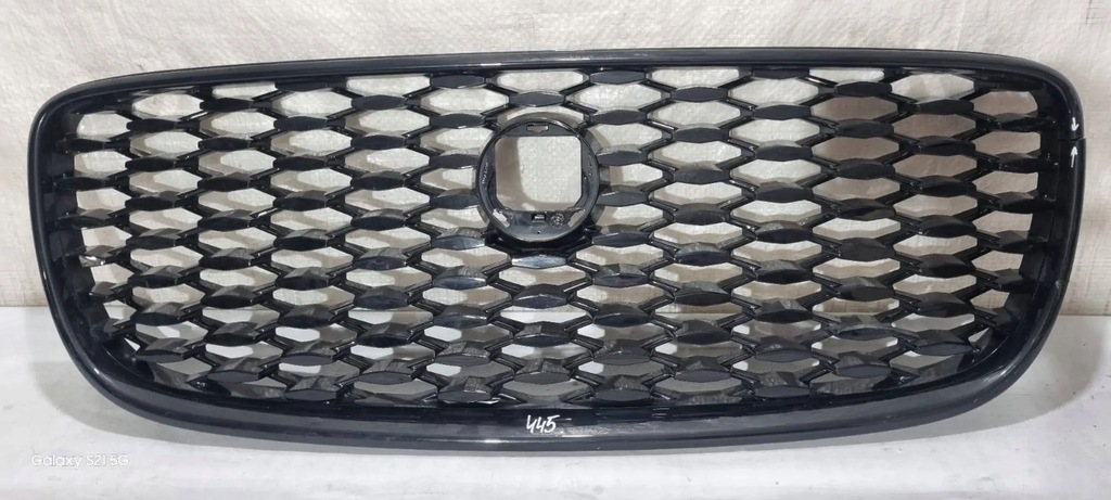 фото №1, Решётка радиатора решётка радиатора jaguar f-pace lift