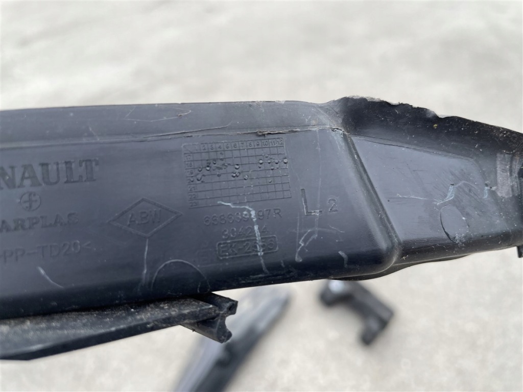 Жабо пластиковий важелі двірник renault clio 5 v 19-23r 20r Недорого