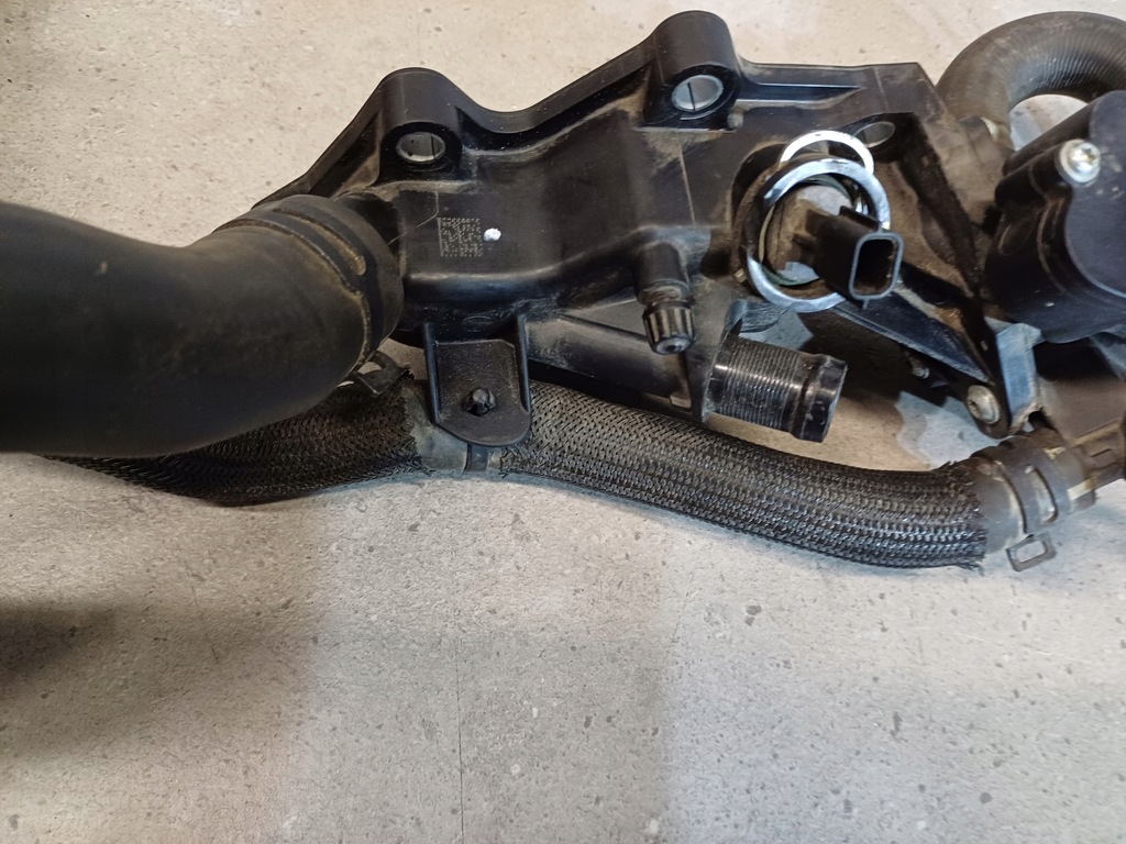 фото №6, Термостат шланги dacia dokker 1.2 tce nr. 110601073r комплект