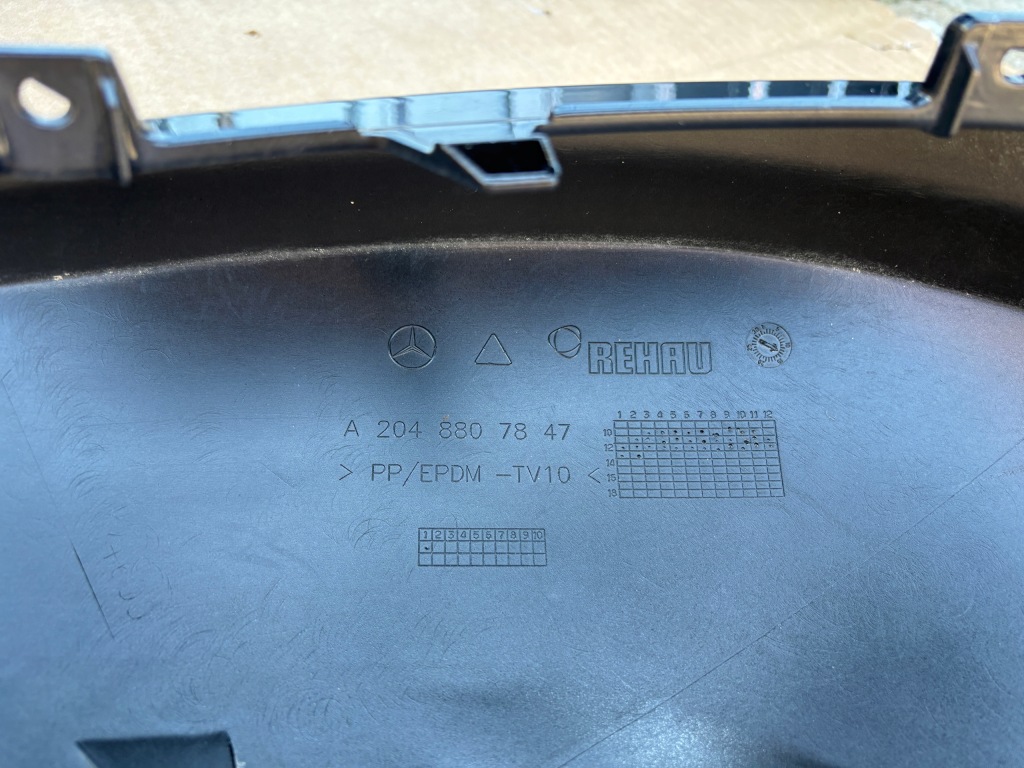 Бампер передний mercedes c klasa w205 a205 рестайлинг  amg a2048807847 Оригинал