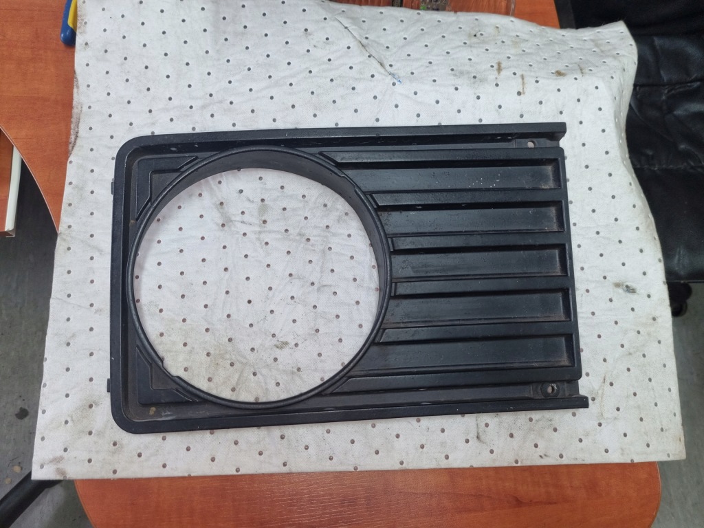 фото №1, Панель фары рамка фара правый перед vw lt 28-45 281853656d oryg.